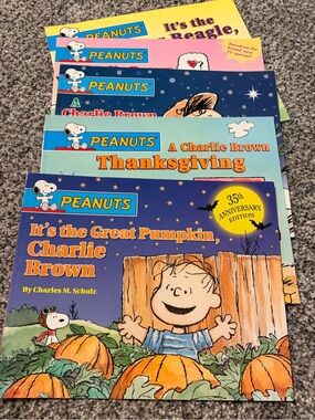 Peanuts Charlie Brown Kids Book Set  of 5 -Blue/Multicolor